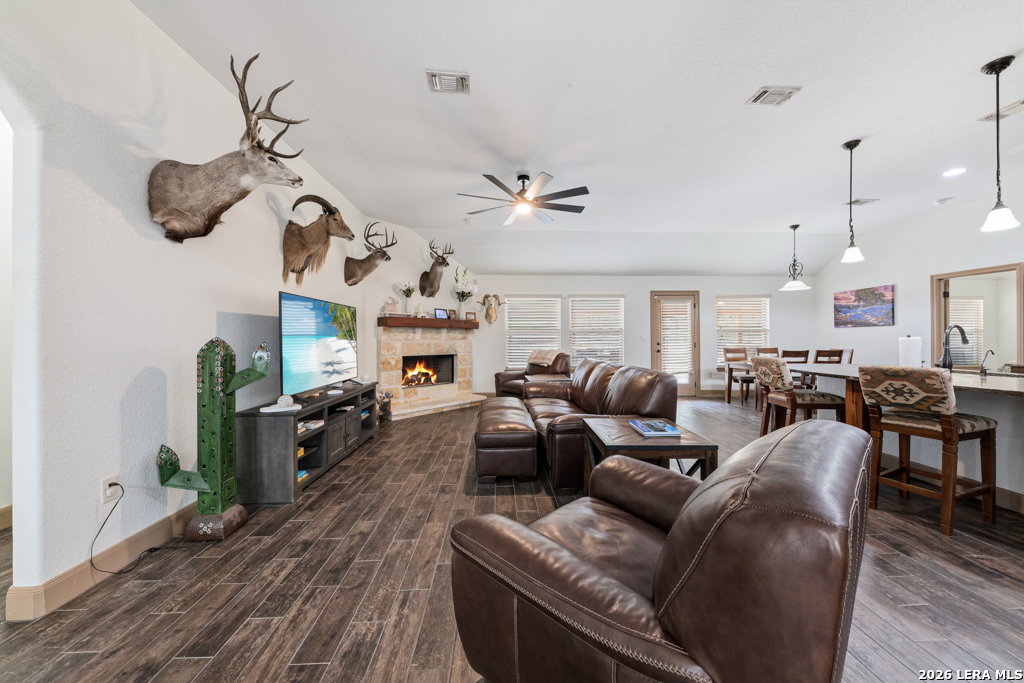 1184 Summit