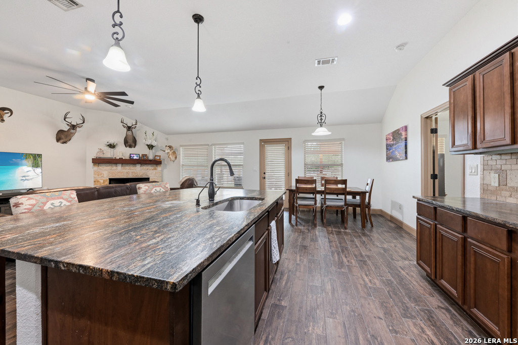 1184 Summit