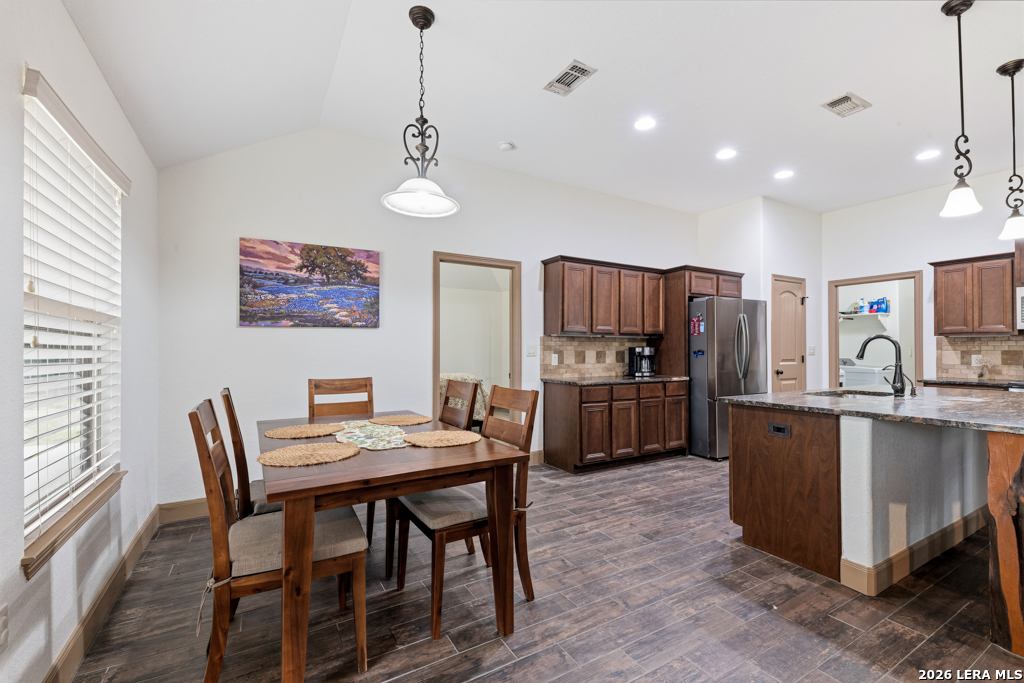 1184 Summit