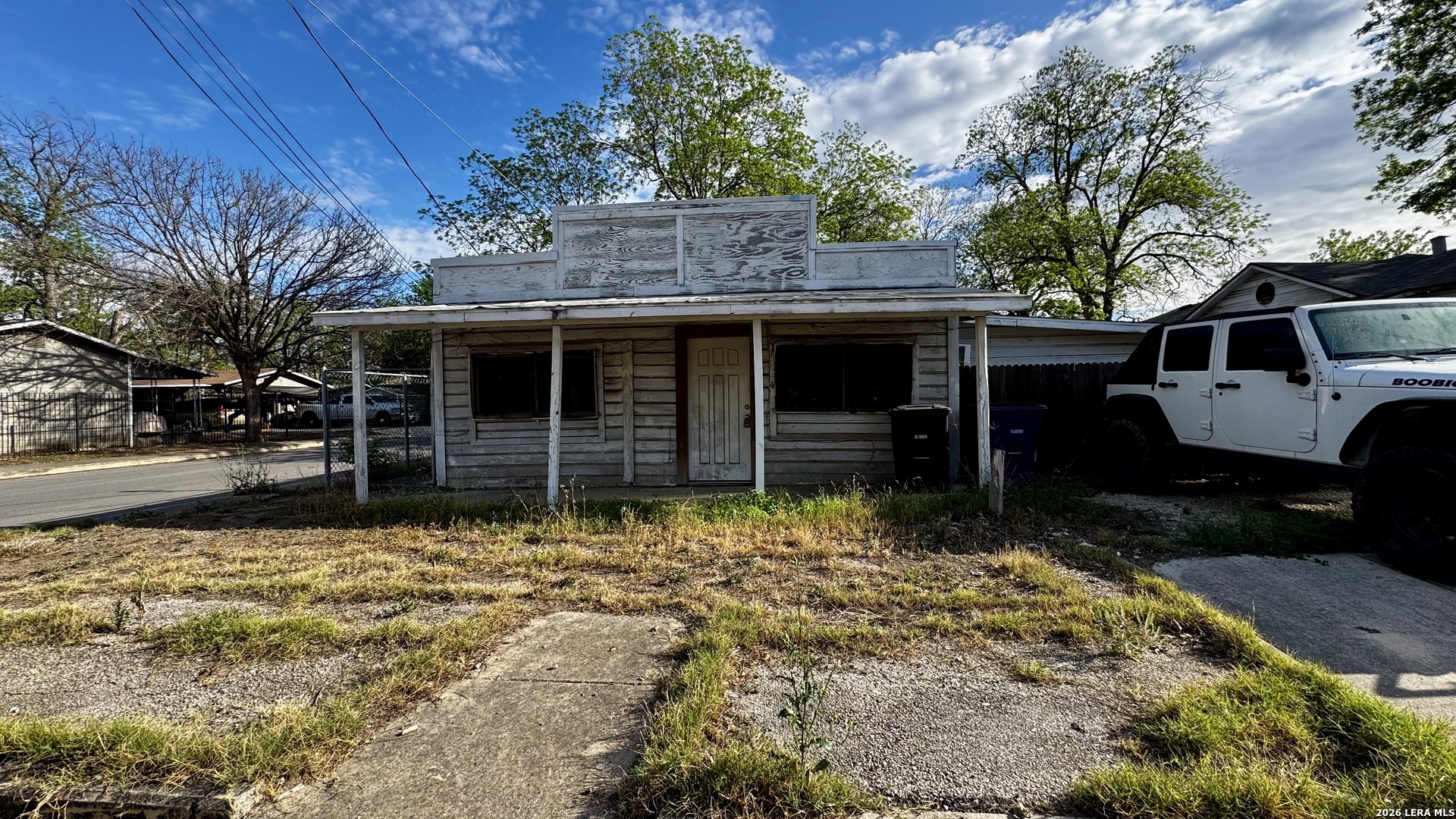 300 Queretaro St