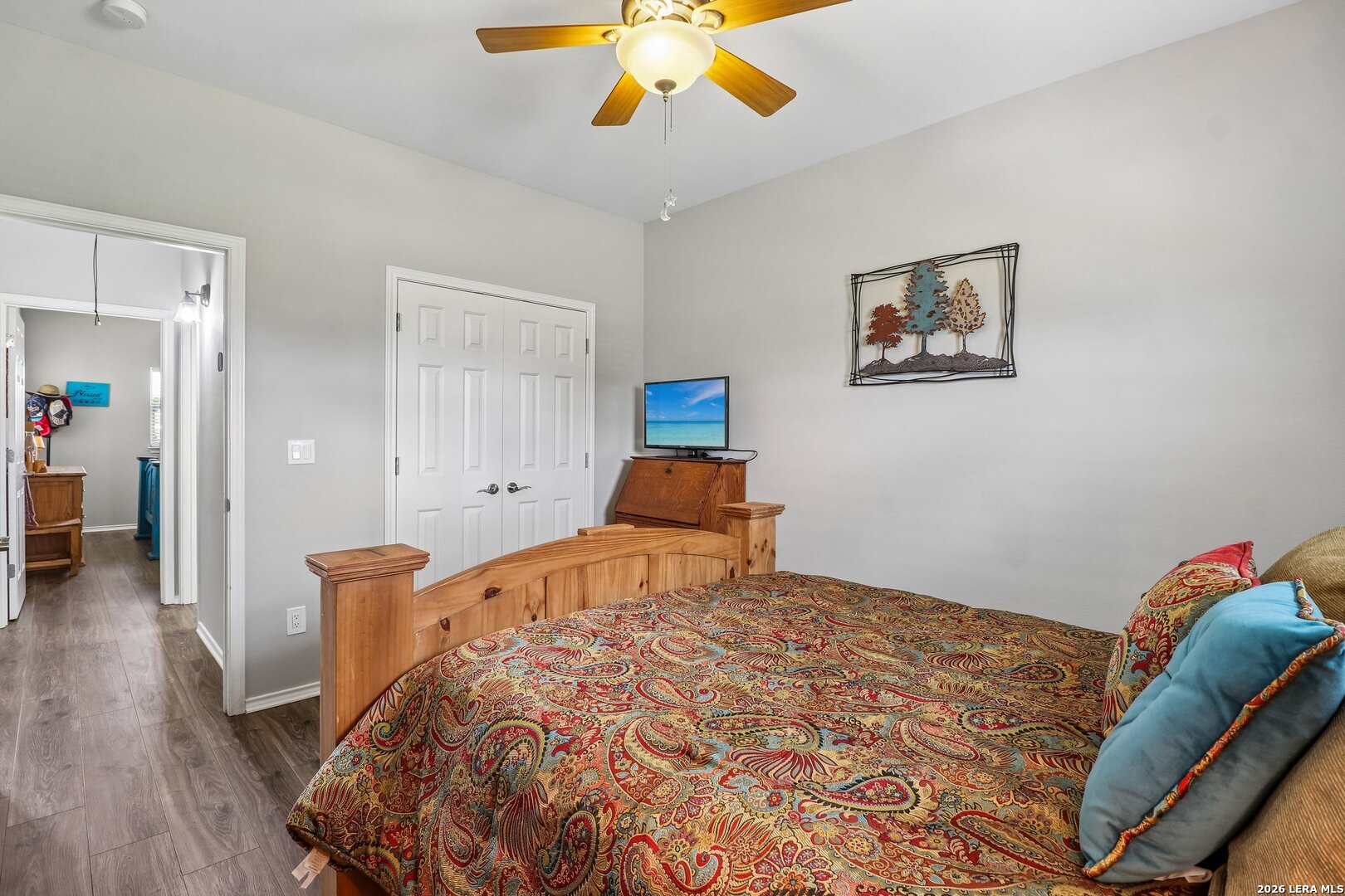 308 Wood View Cir