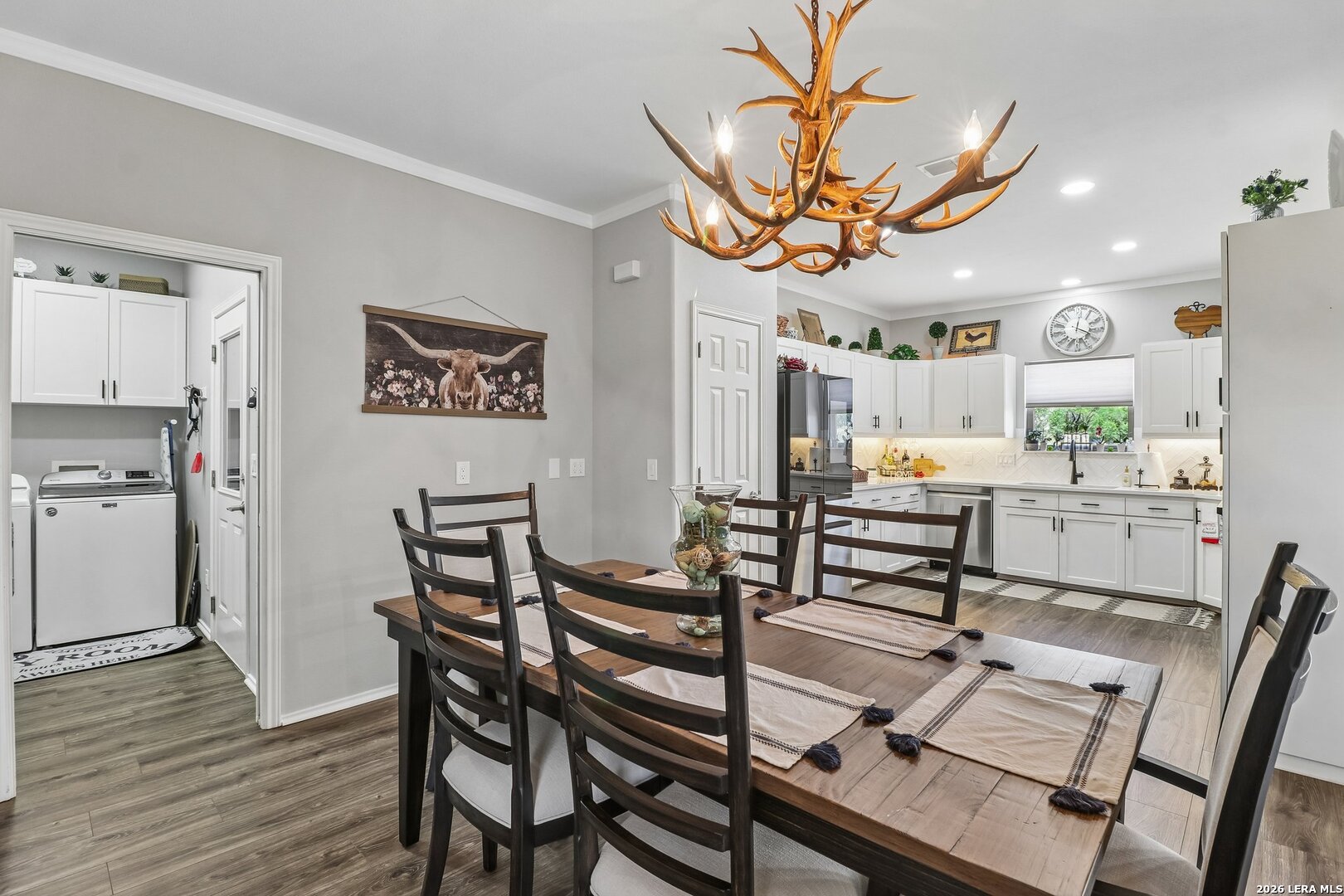 308 Wood View Cir