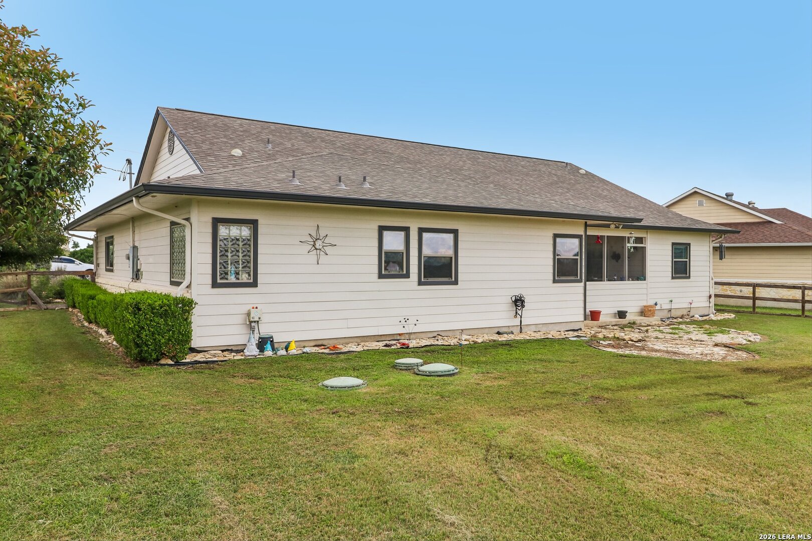 308 Wood View Cir