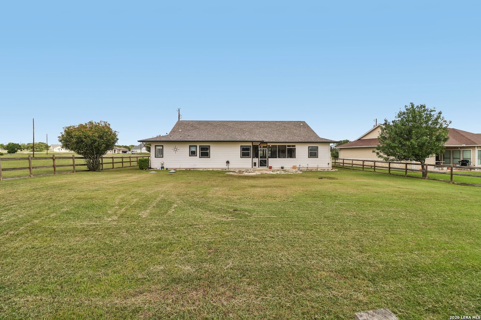 308 Wood View Cir