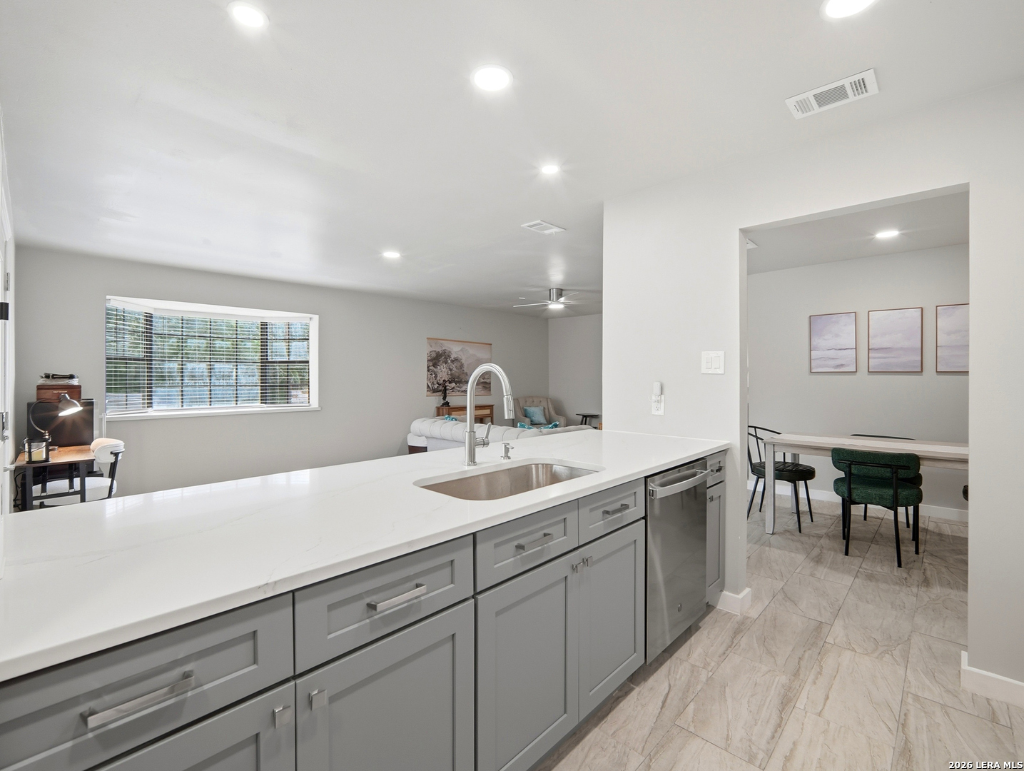 515 OAK PARK DR Unit: 515