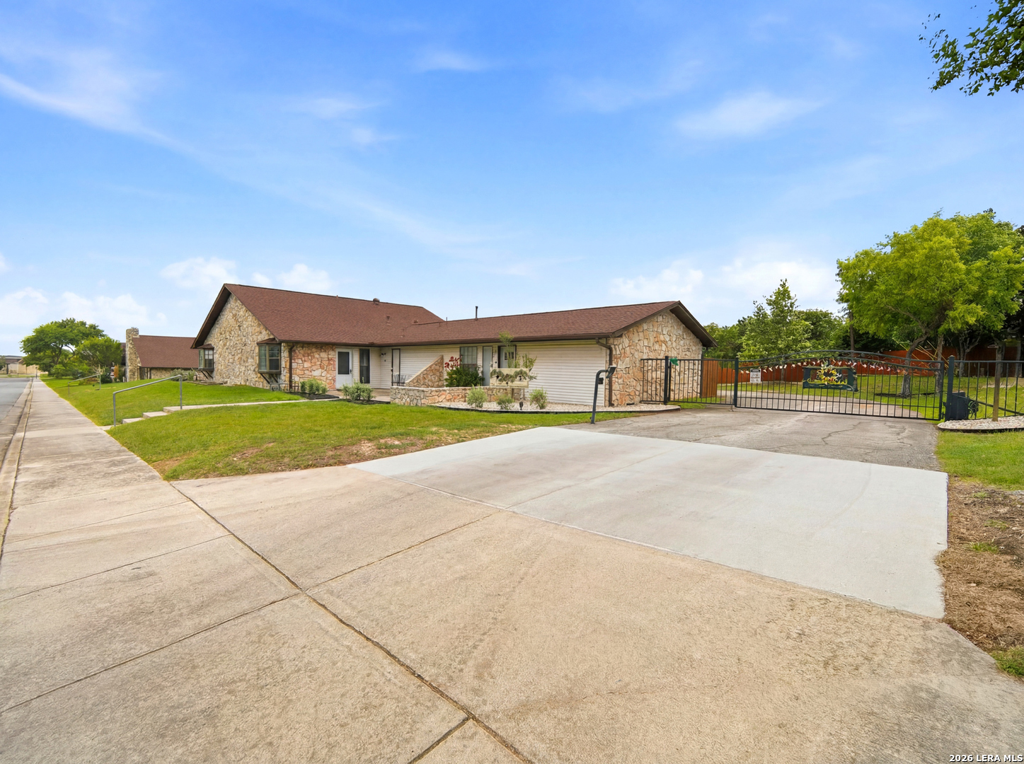 515 OAK PARK DR Unit: 515