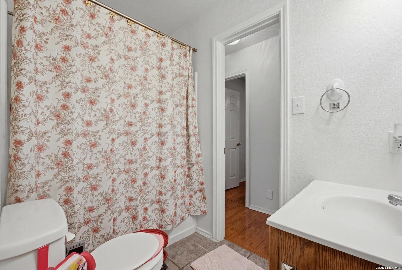 10631 Shaencrest