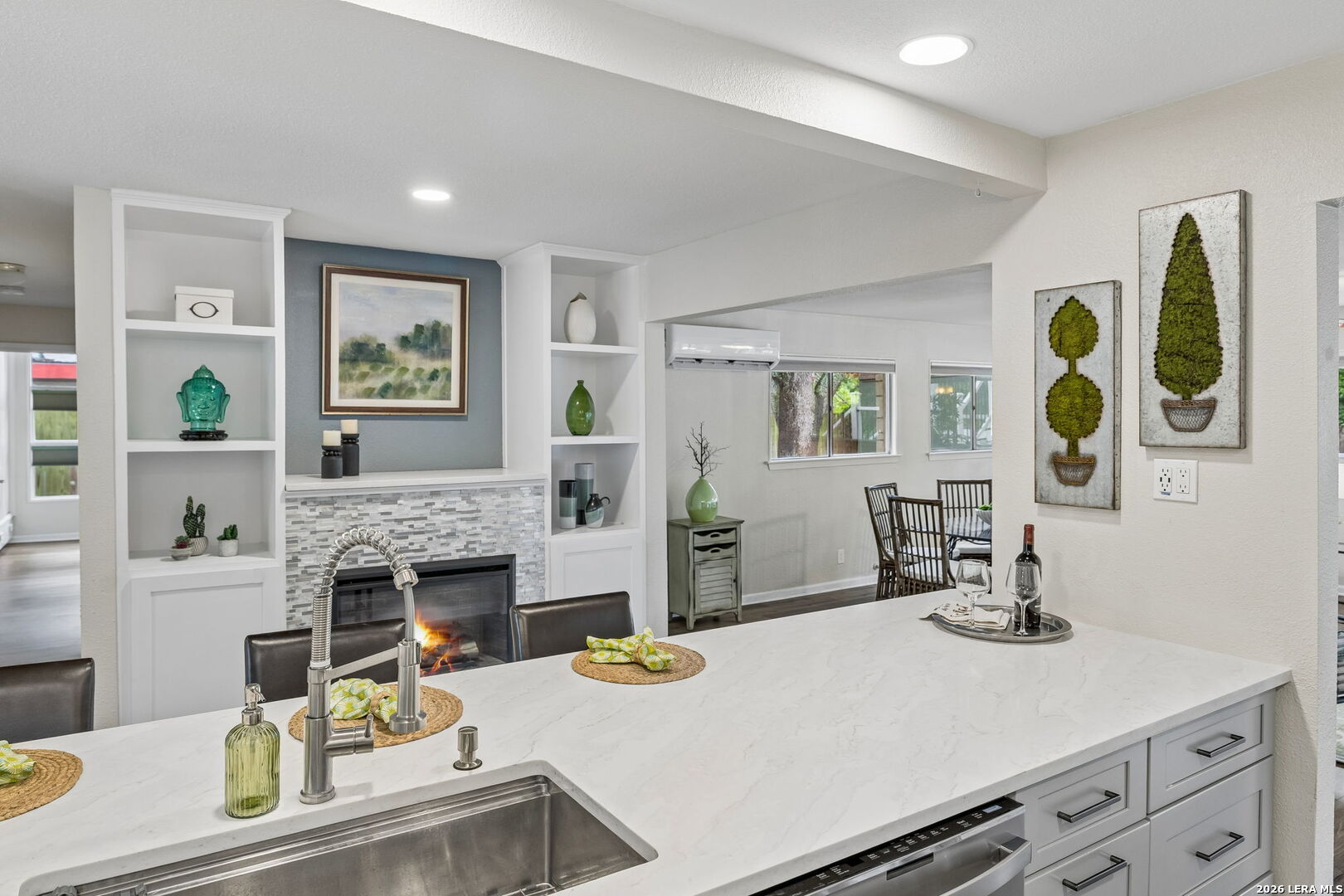 311 WARING DR