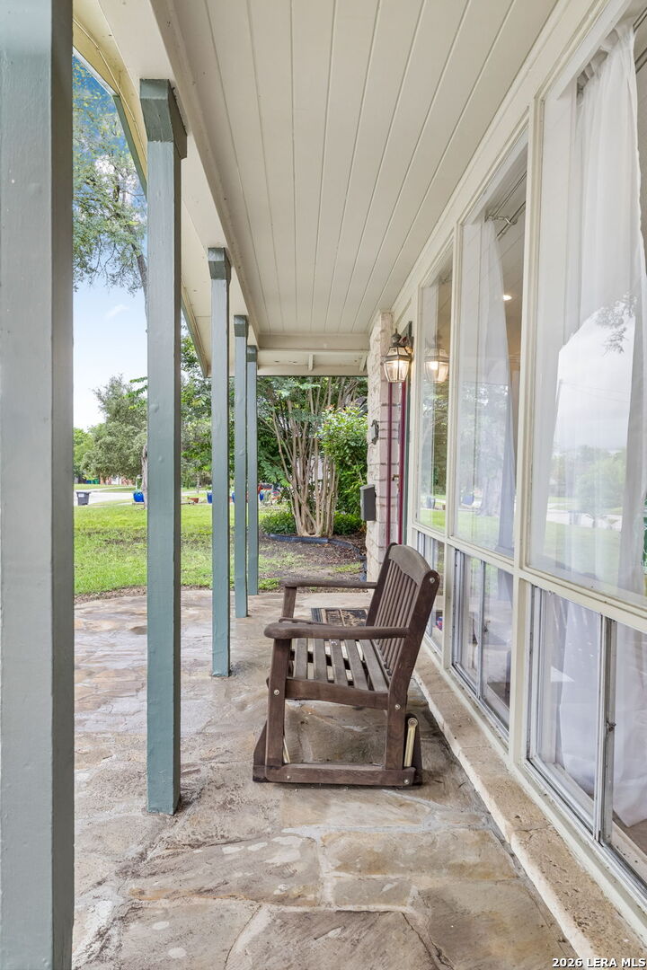 311 WARING DR
