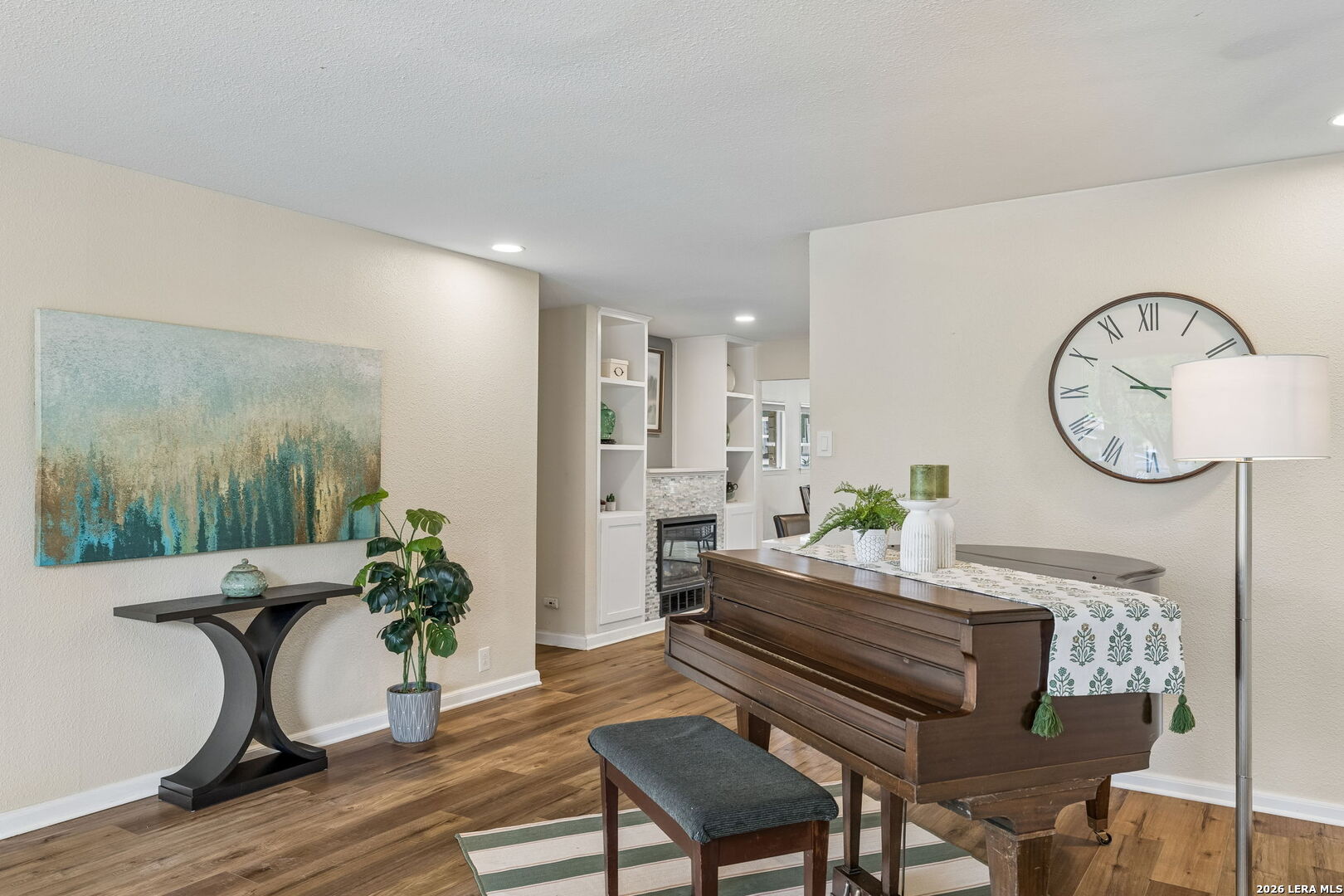 311 WARING DR