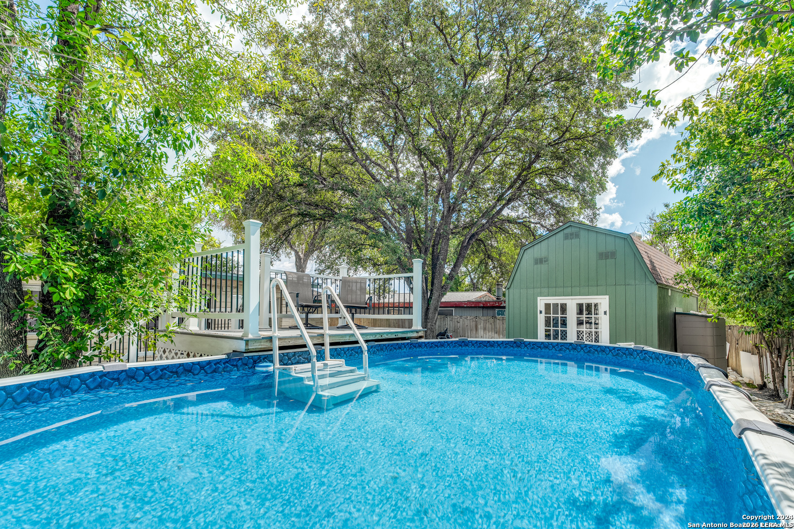 311 WARING DR