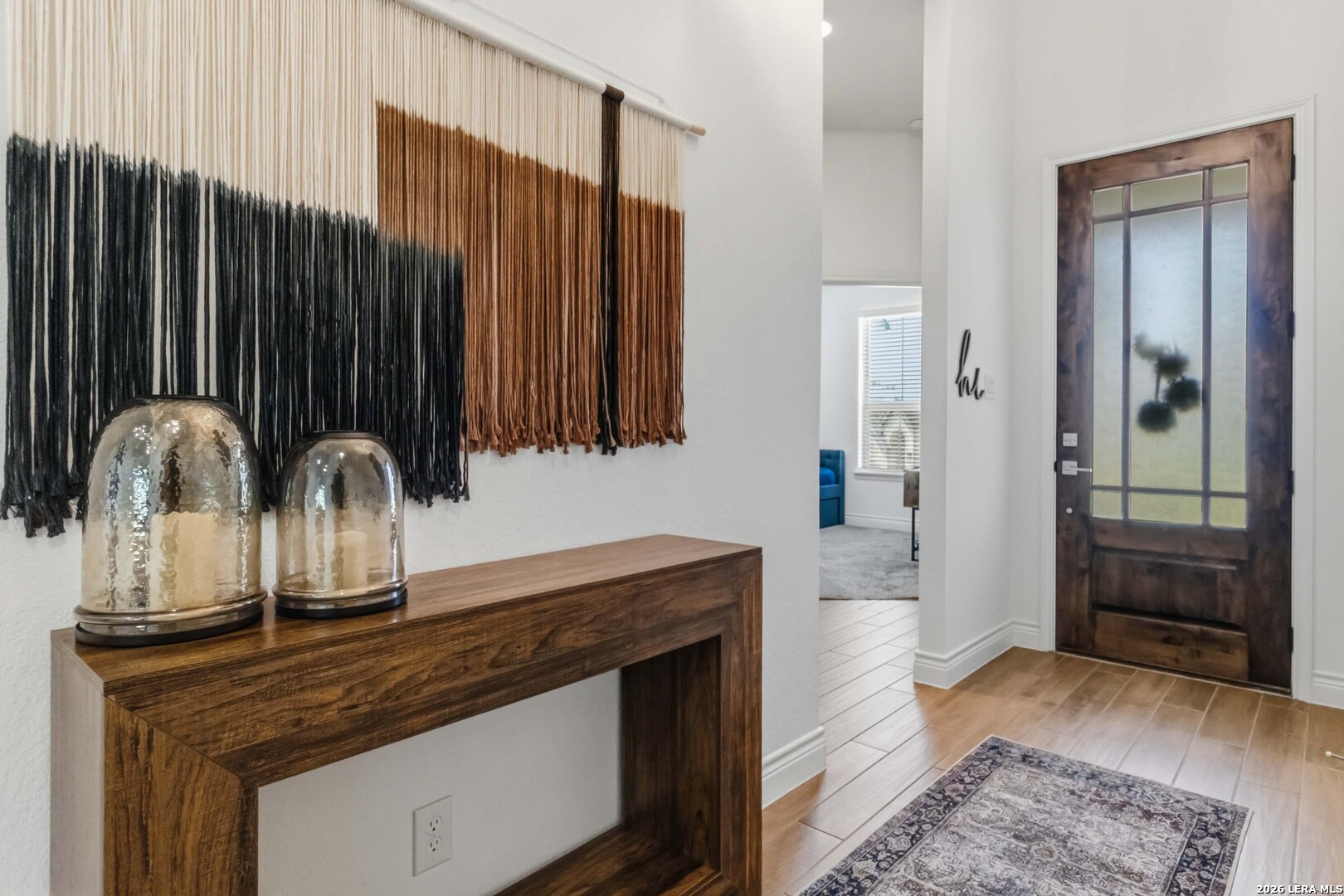 1172 Cadogan Squire