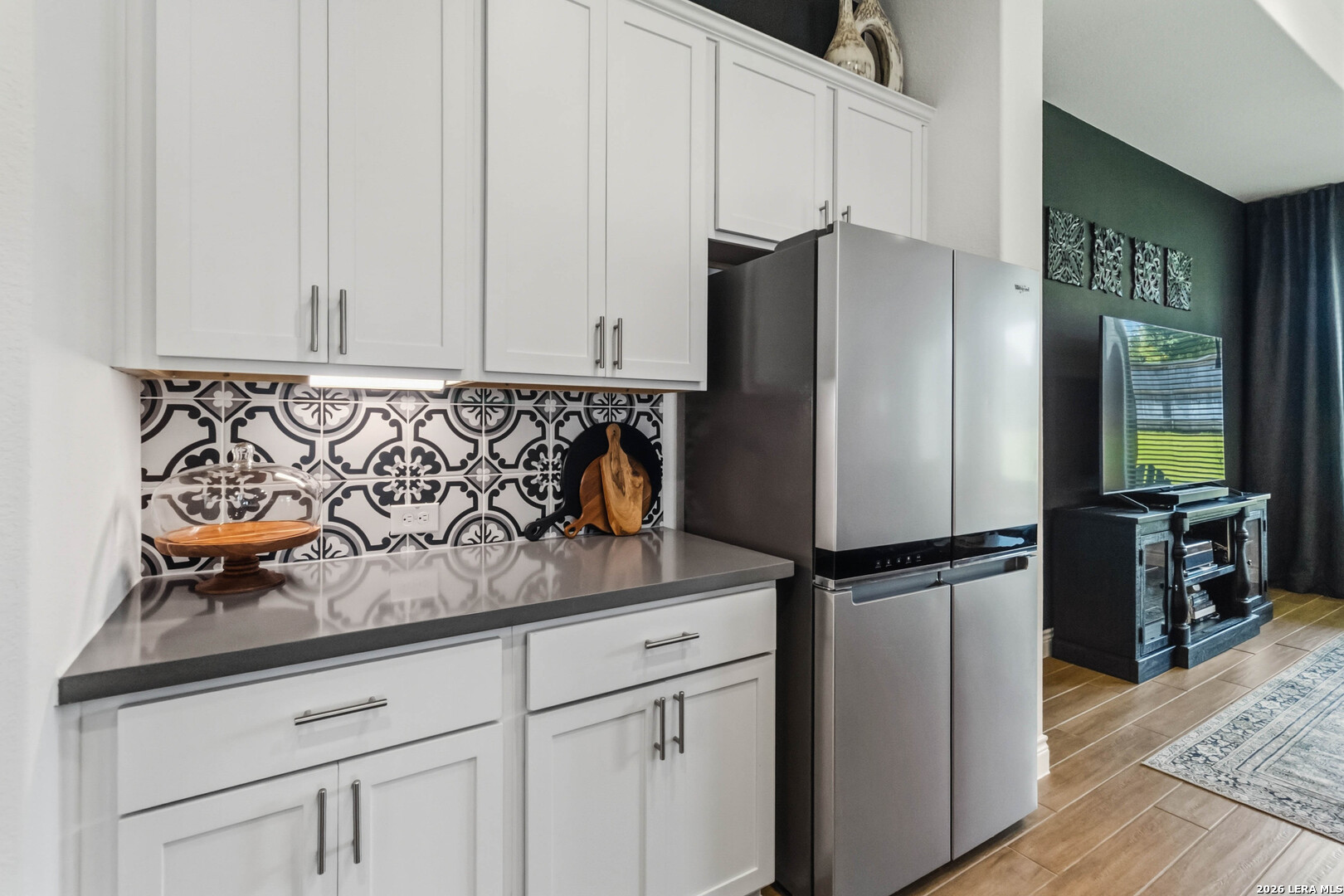 1172 Cadogan Squire