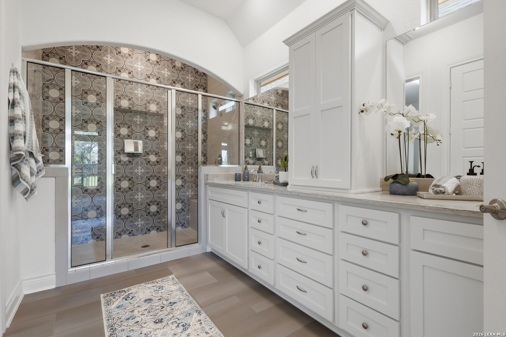 8647 GLASS GEM DR