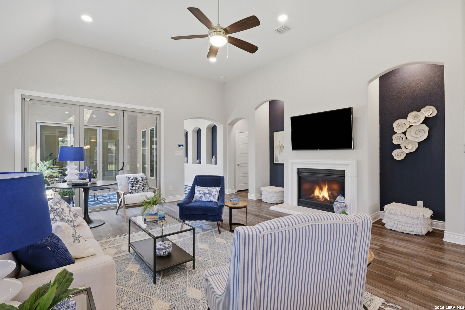 8647 GLASS GEM DR