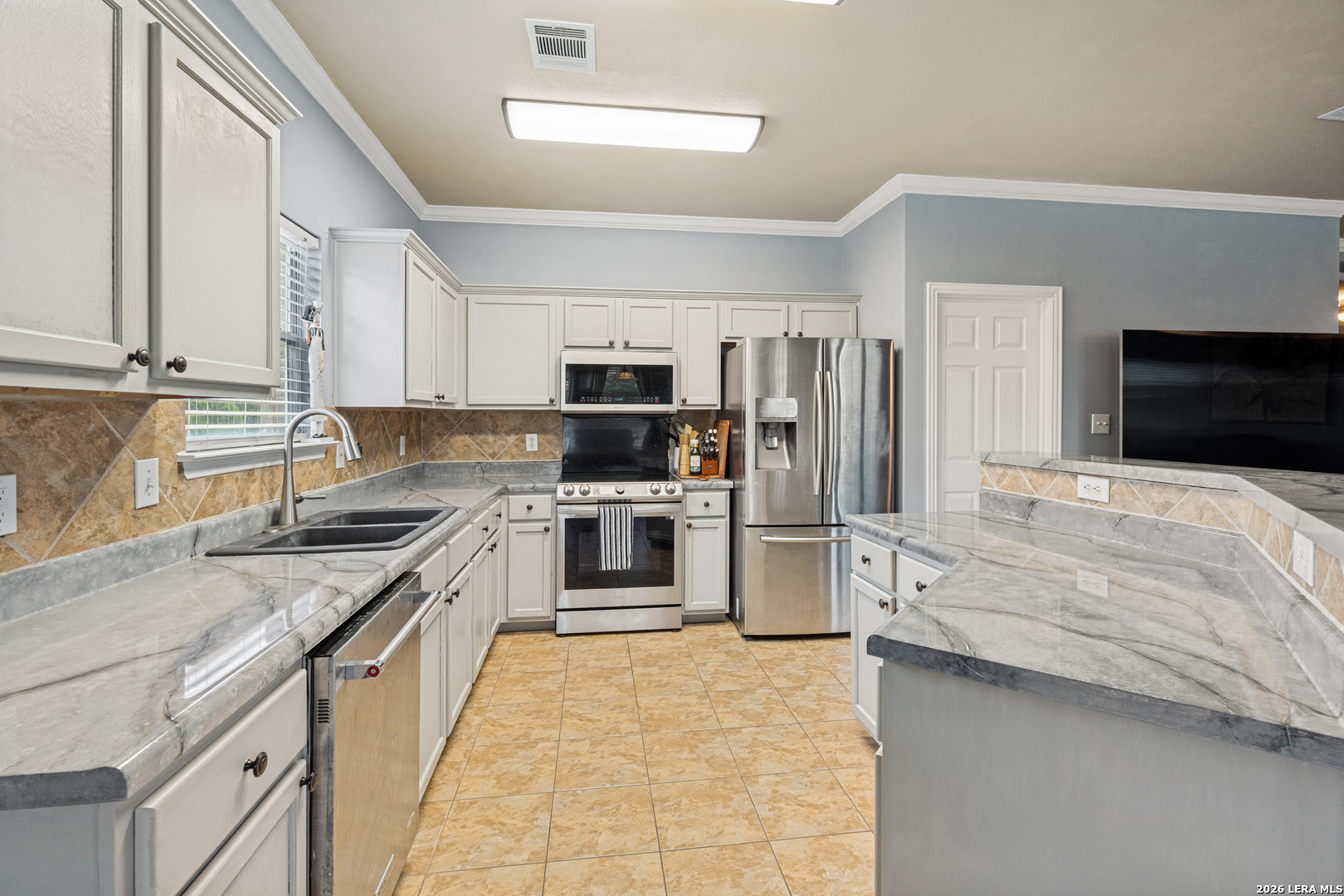 116 BLUE SAGE LN