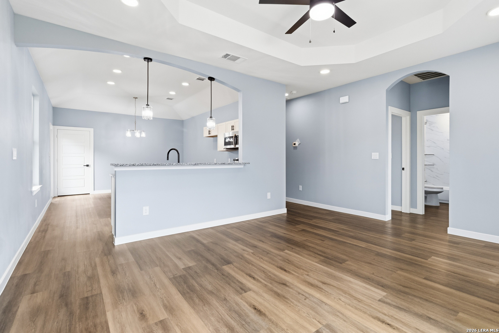 412 MONTICELLO CT