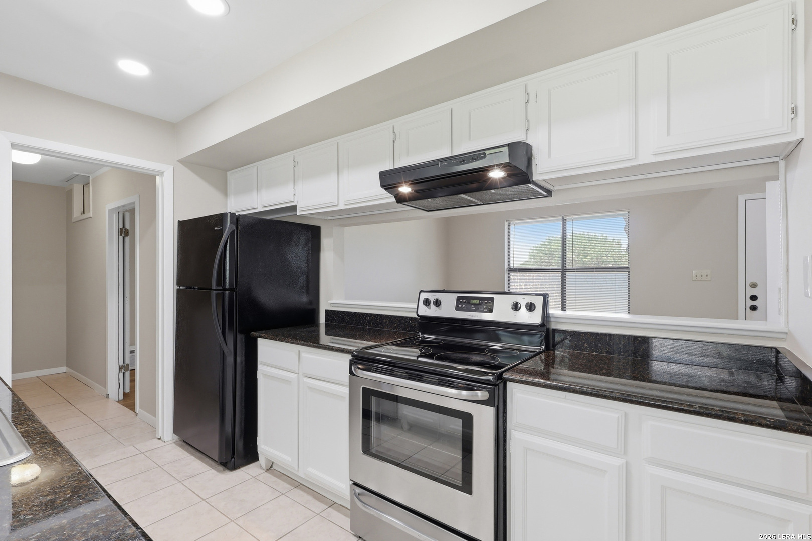 1377 LAURIE DR