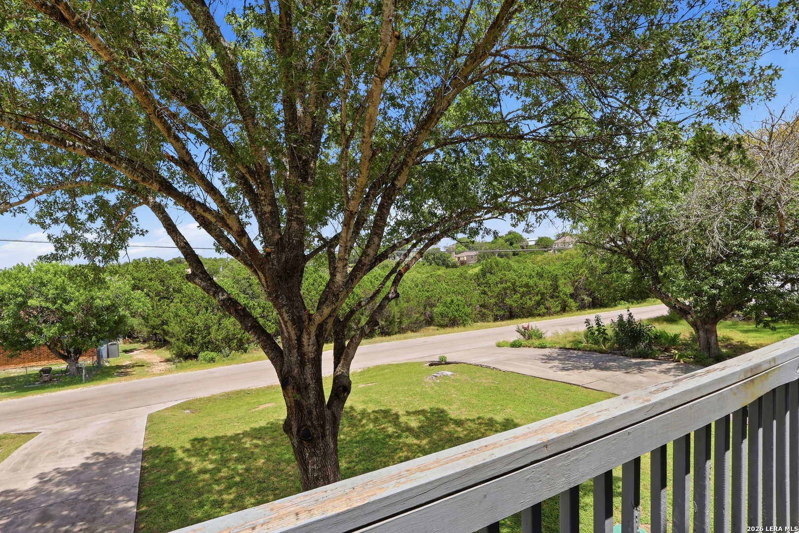 1377 LAURIE DR