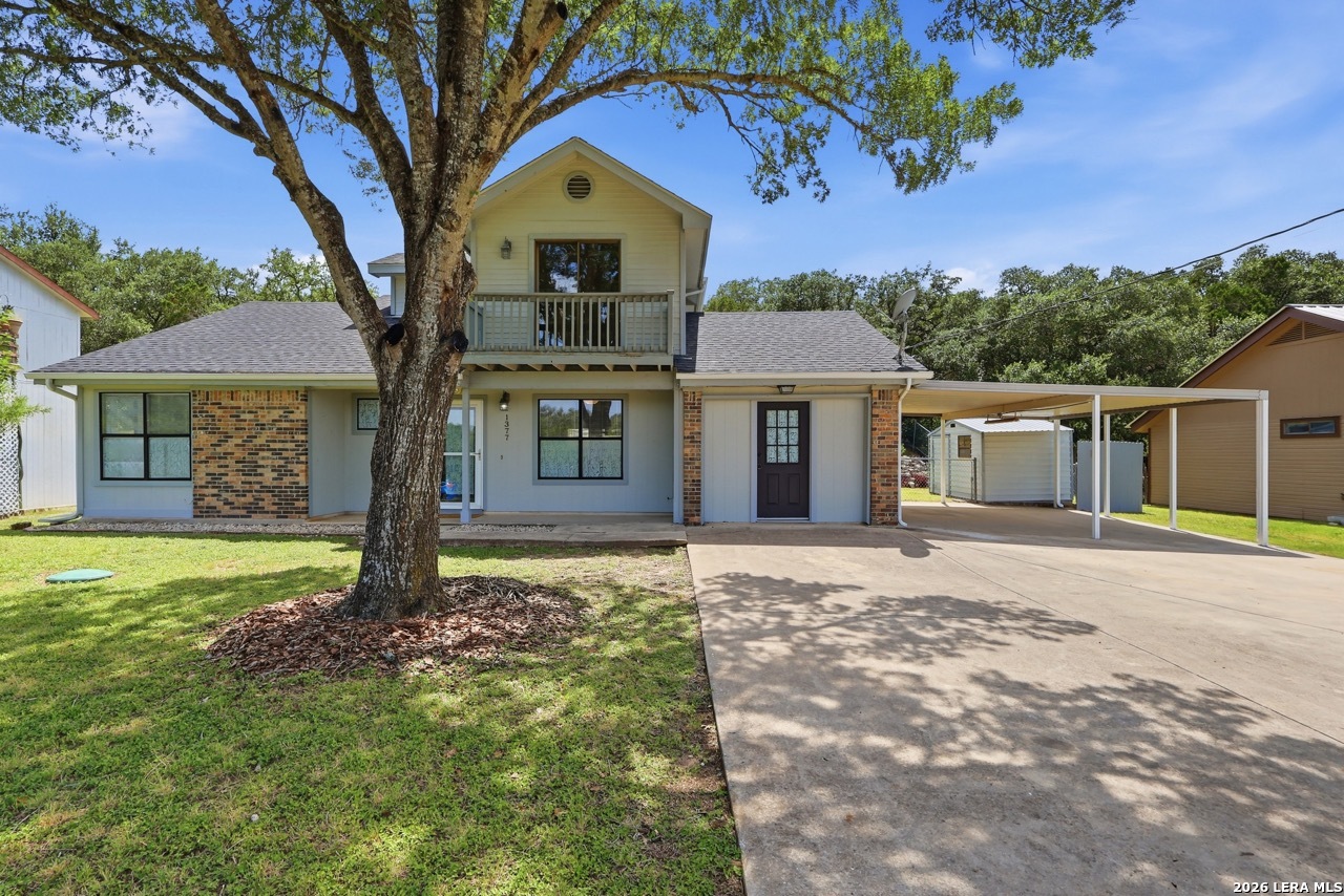 1377 LAURIE DR