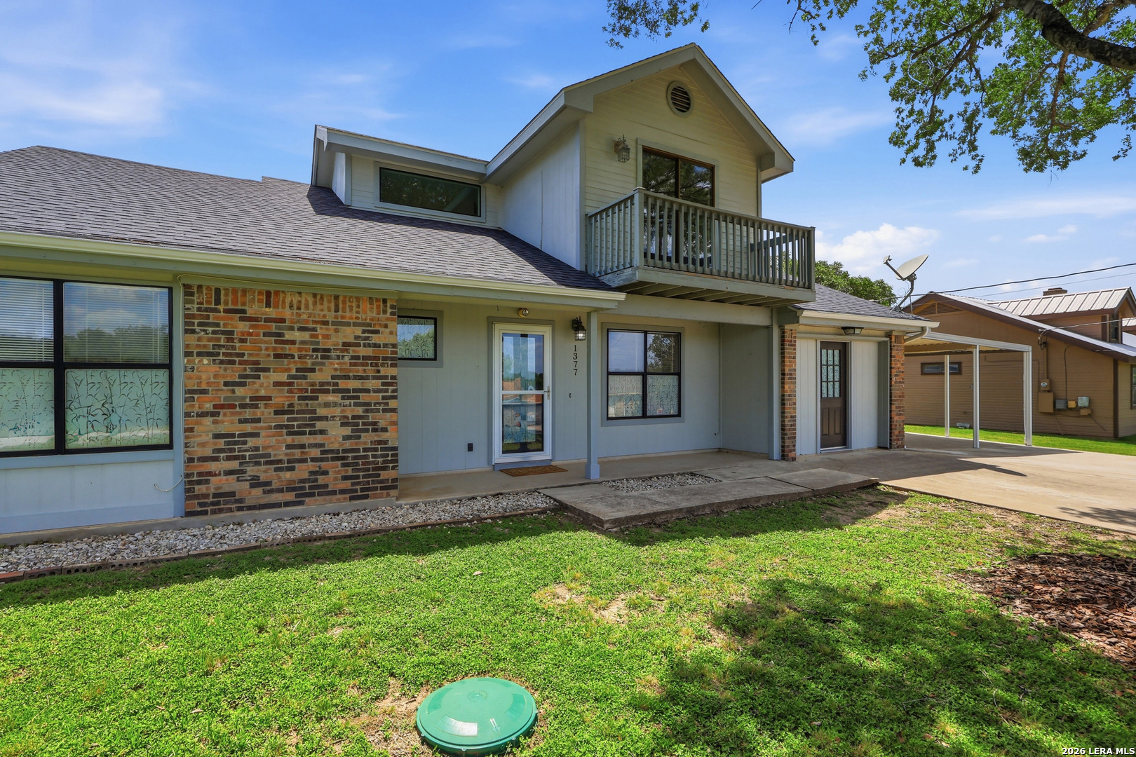 1377 LAURIE DR