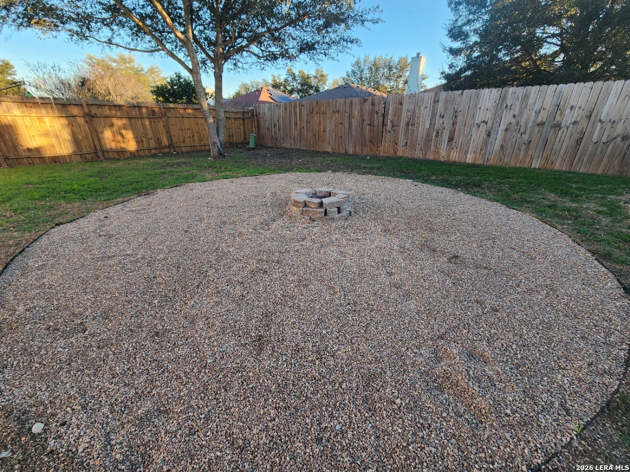 8422 Whitebrush
