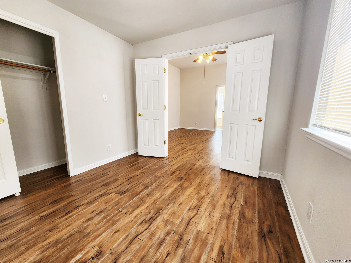 8422 Whitebrush