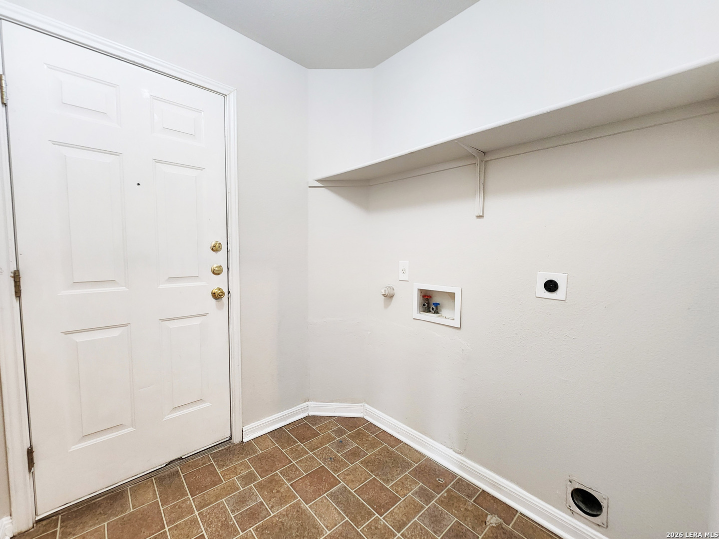 8422 Whitebrush