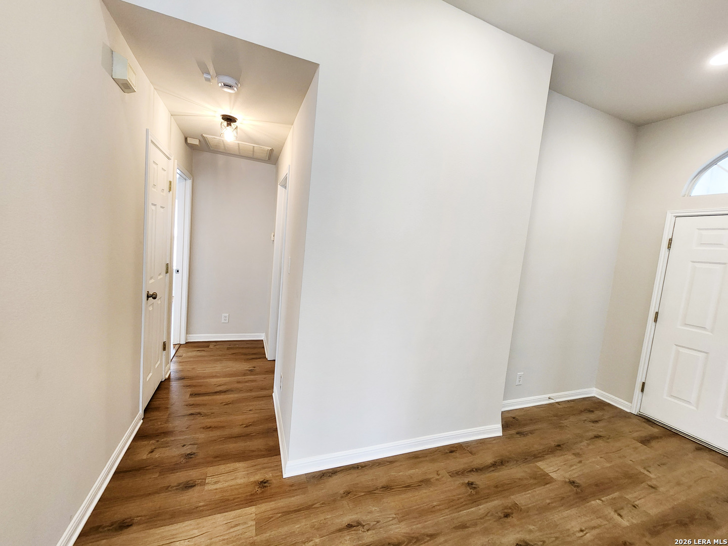 8422 Whitebrush