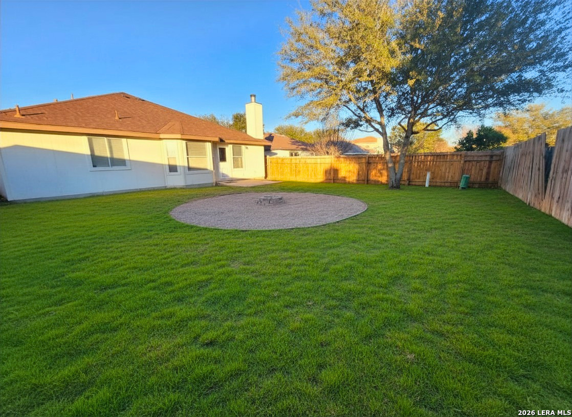 8422 Whitebrush
