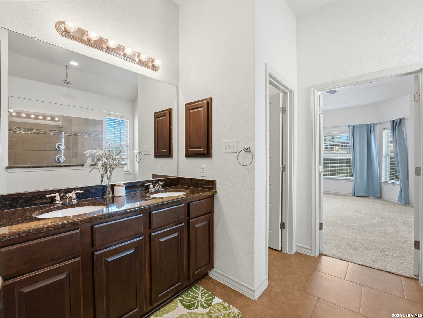 634 Saddle House