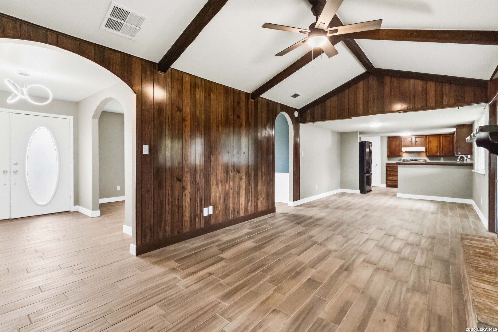 13638 Oak Breeze