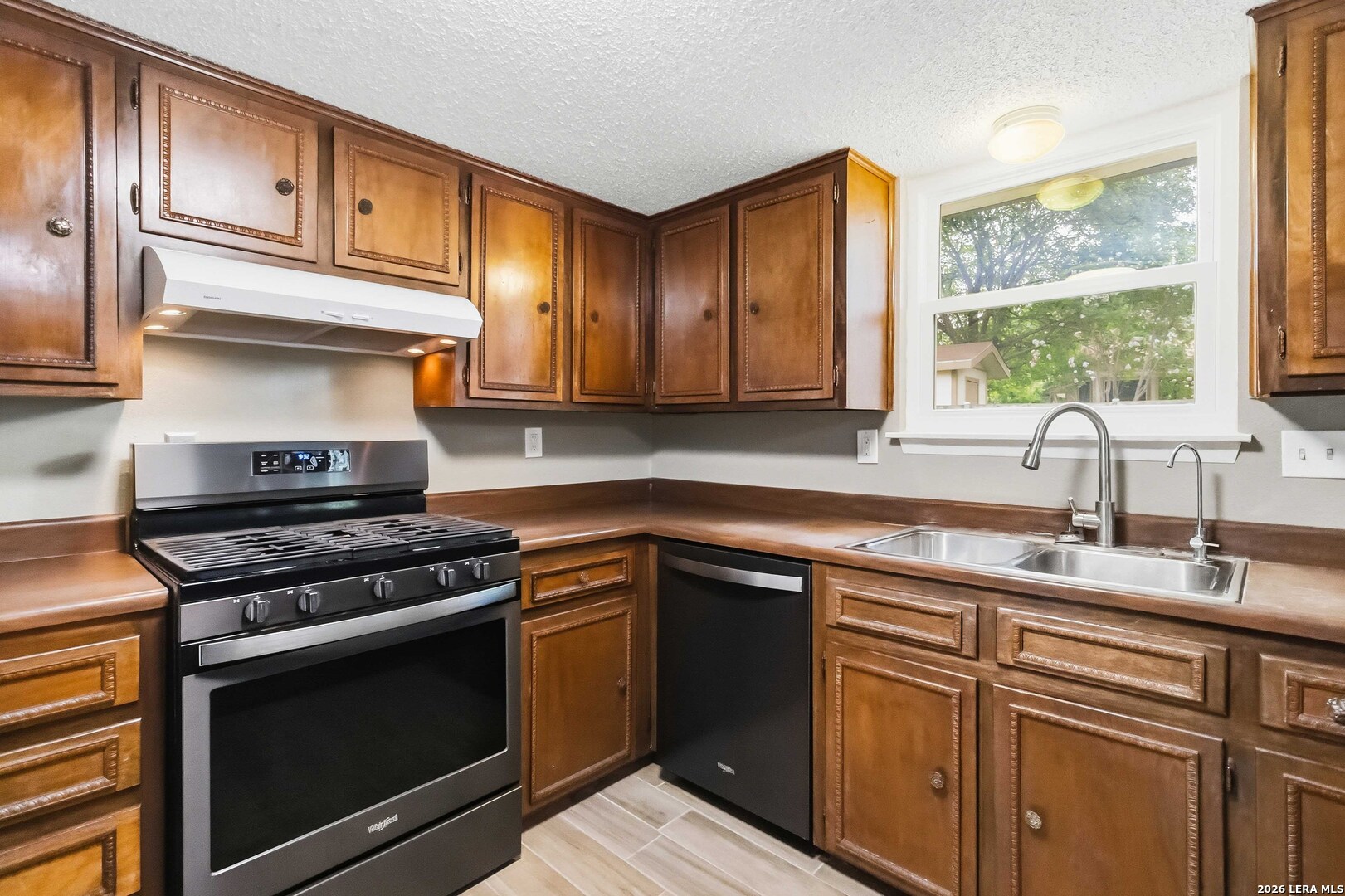13638 Oak Breeze