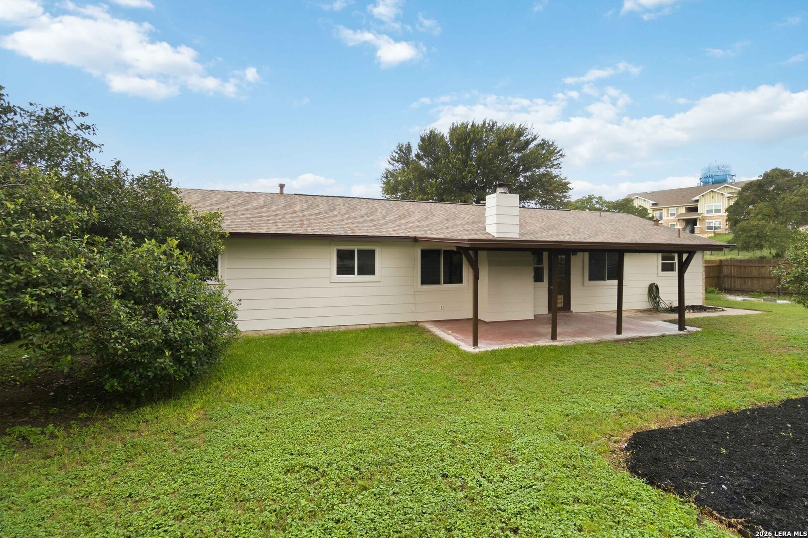 13638 Oak Breeze
