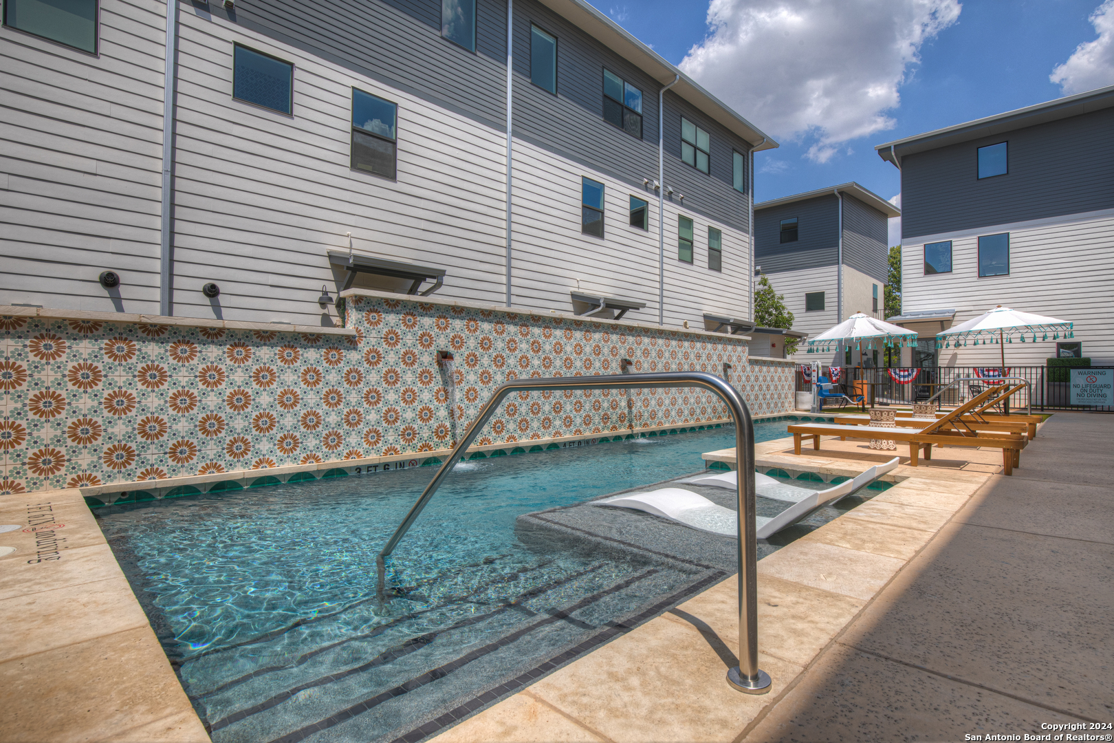 1208 N Academy Ave 3101