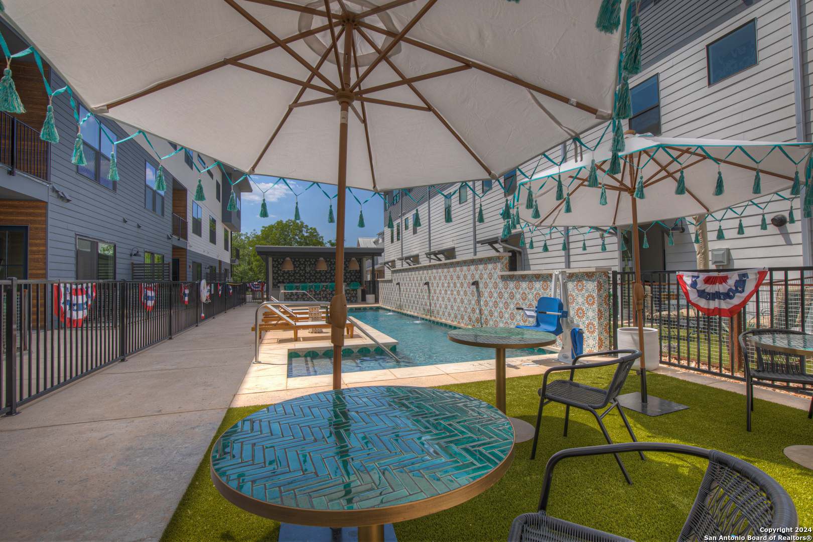 1208 N Academy Ave 3101