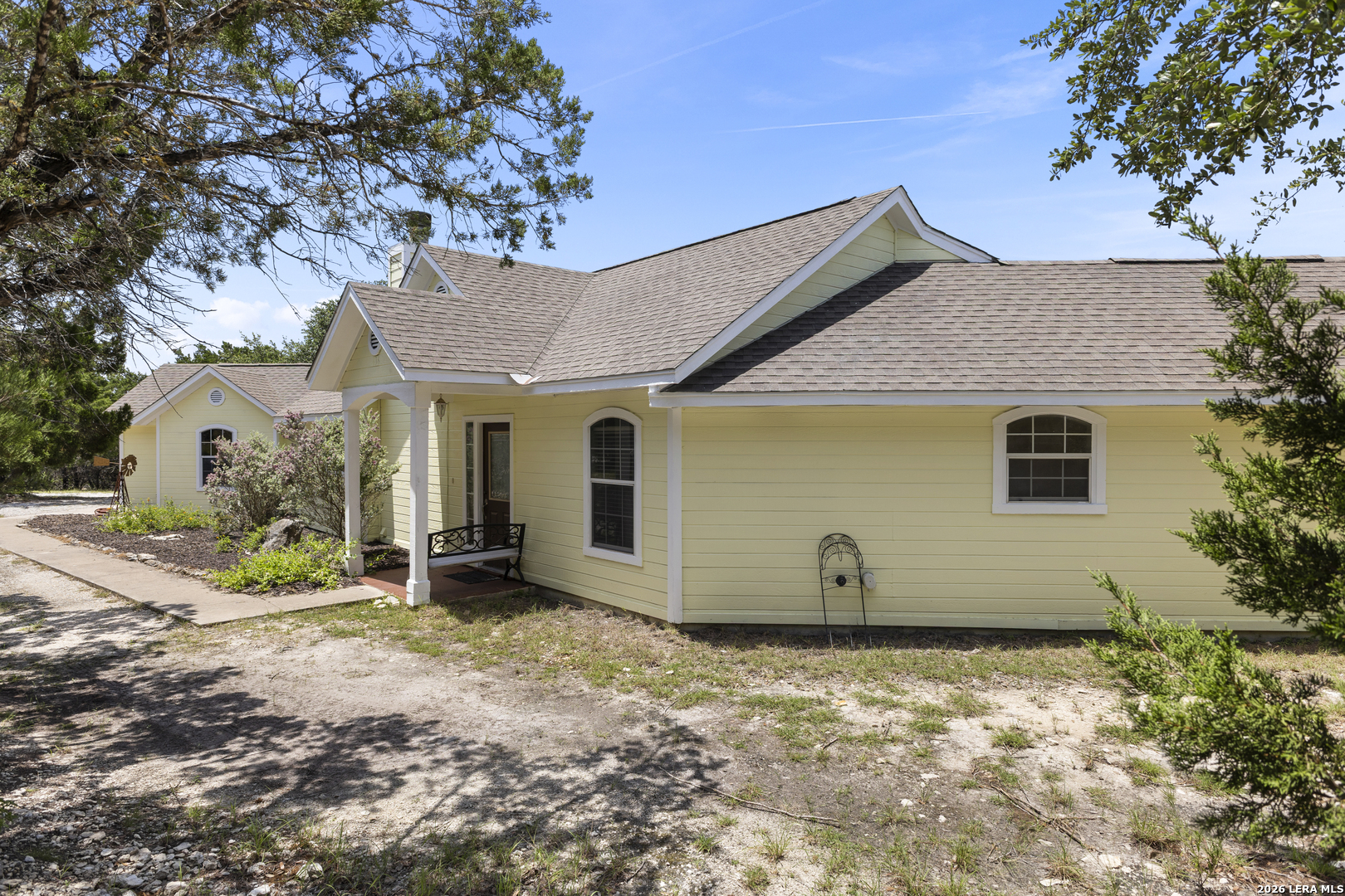 136 LAKERIDGE LOOP