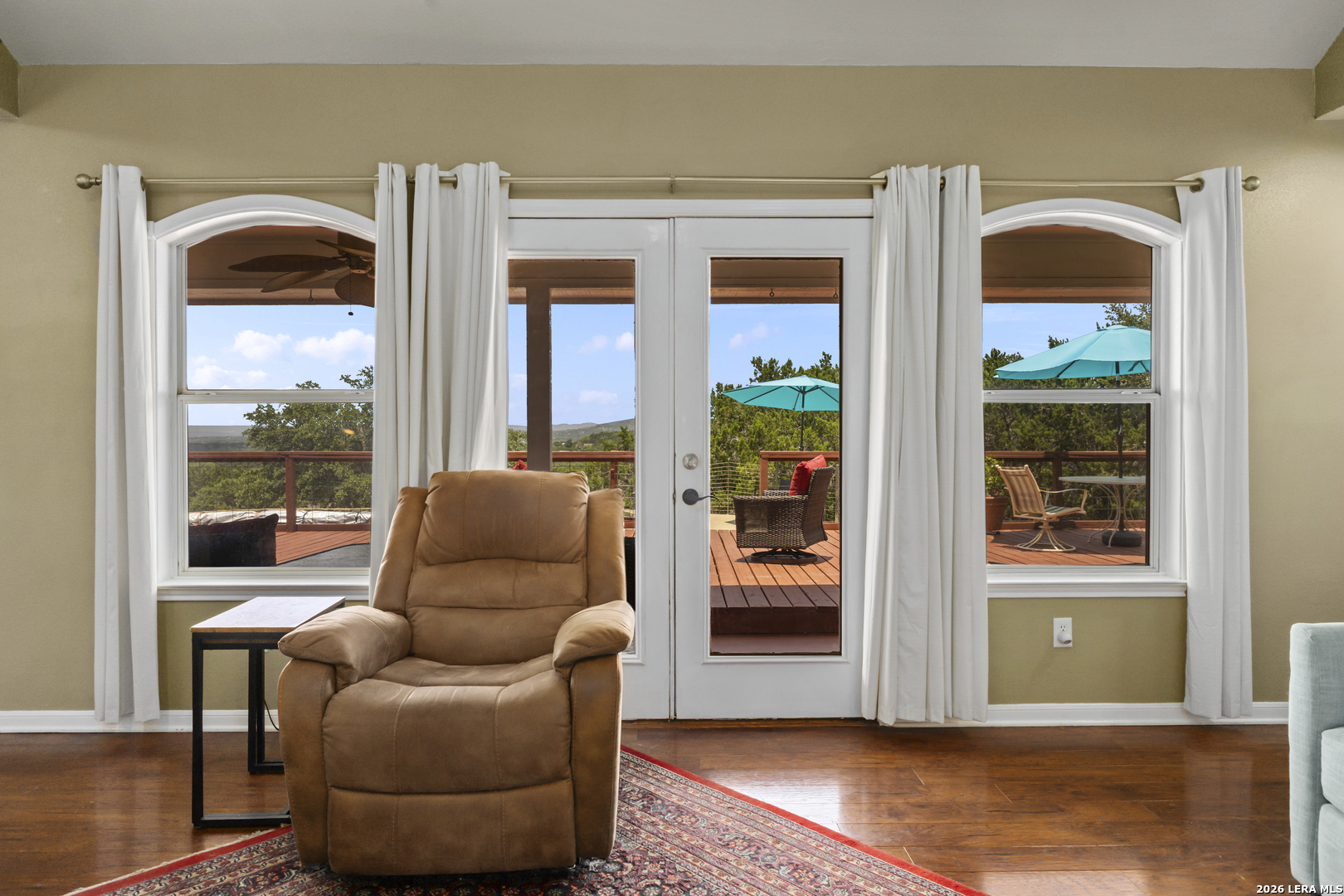 136 LAKERIDGE LOOP
