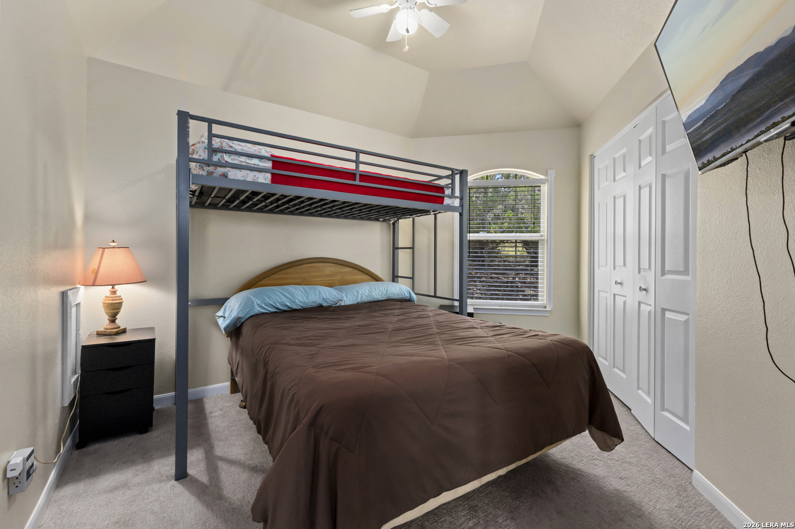 136 LAKERIDGE LOOP
