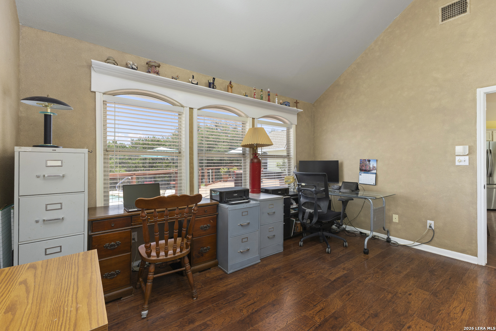136 LAKERIDGE LOOP