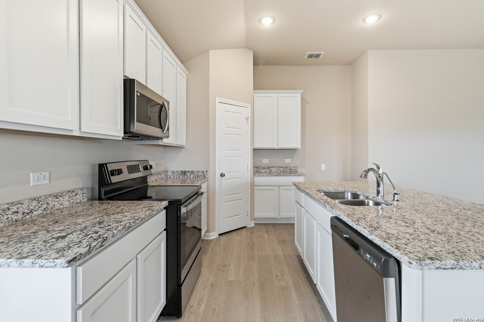 2961 Greenbriar