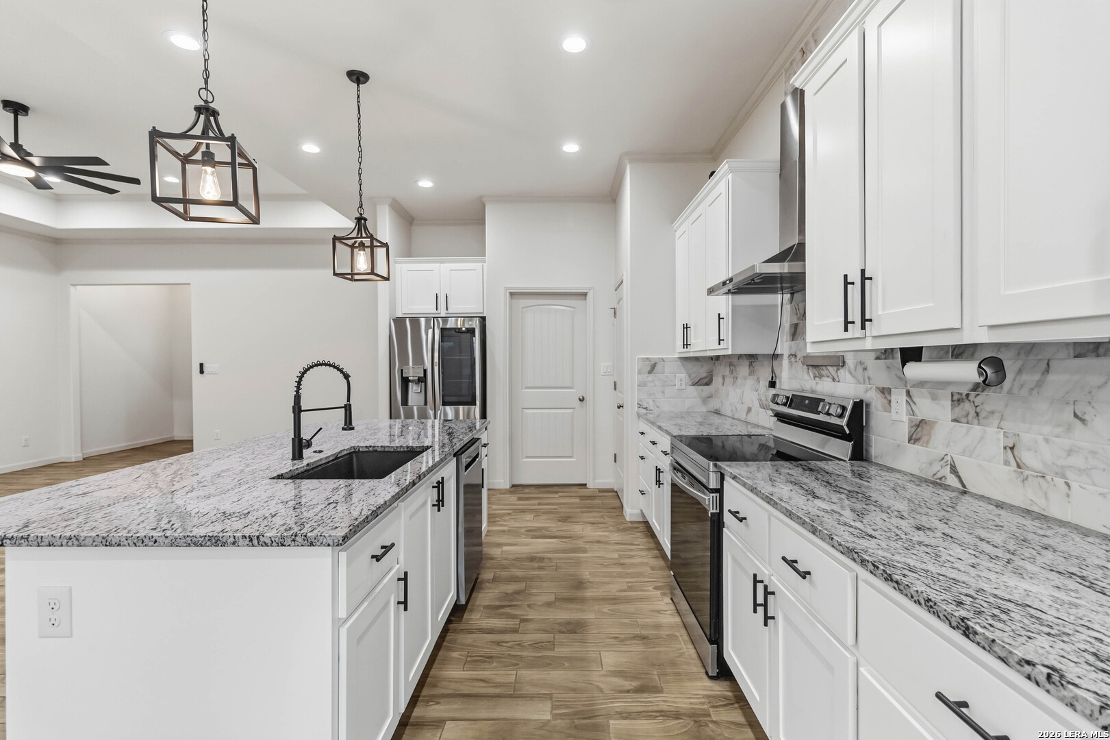 8315 COMANCHE PASS