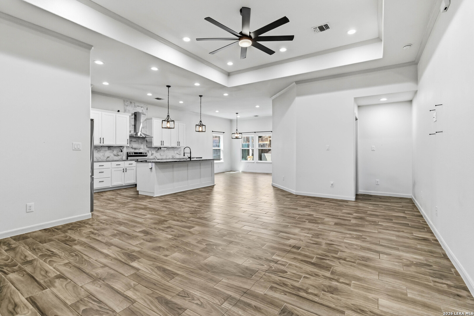 8315 COMANCHE PASS