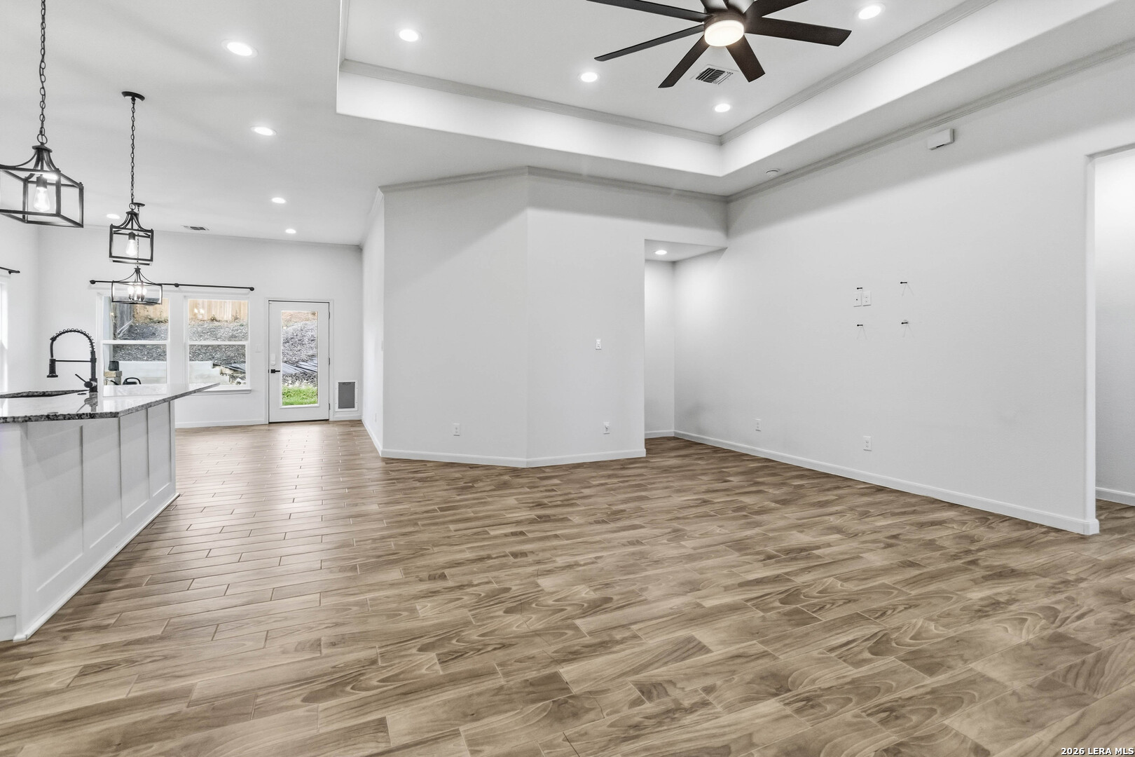 8315 COMANCHE PASS