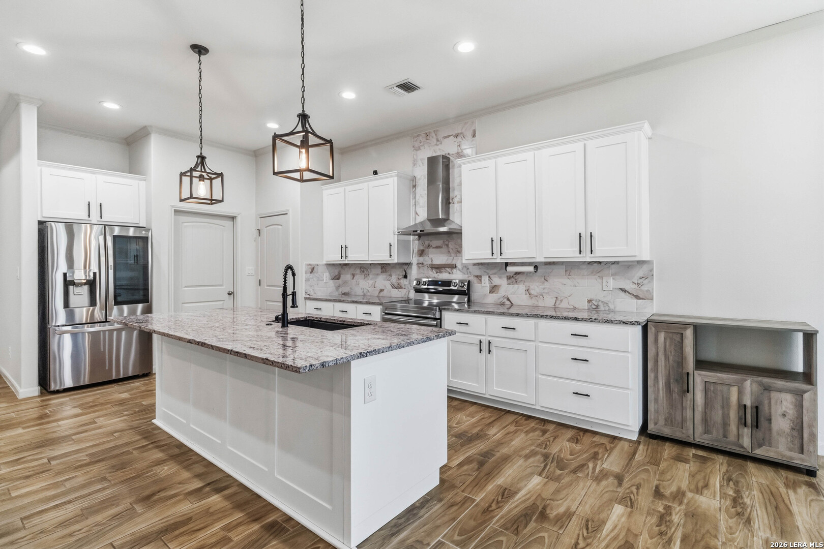8315 COMANCHE PASS