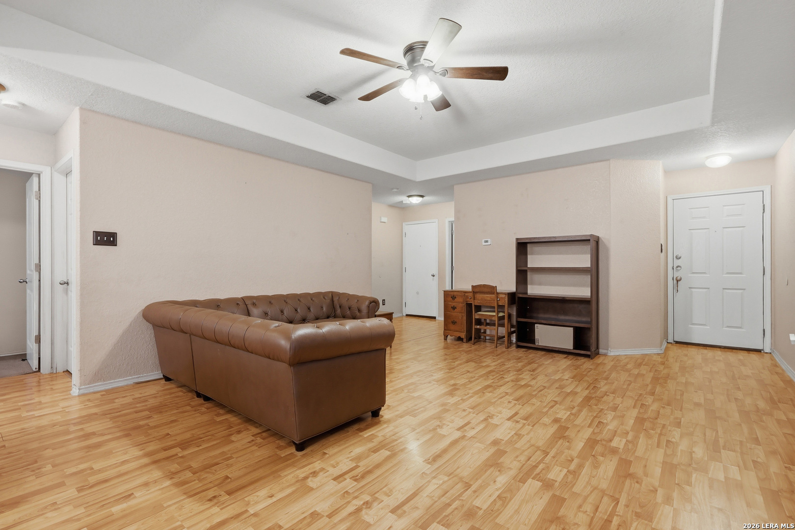9014 LAGUNA FLS