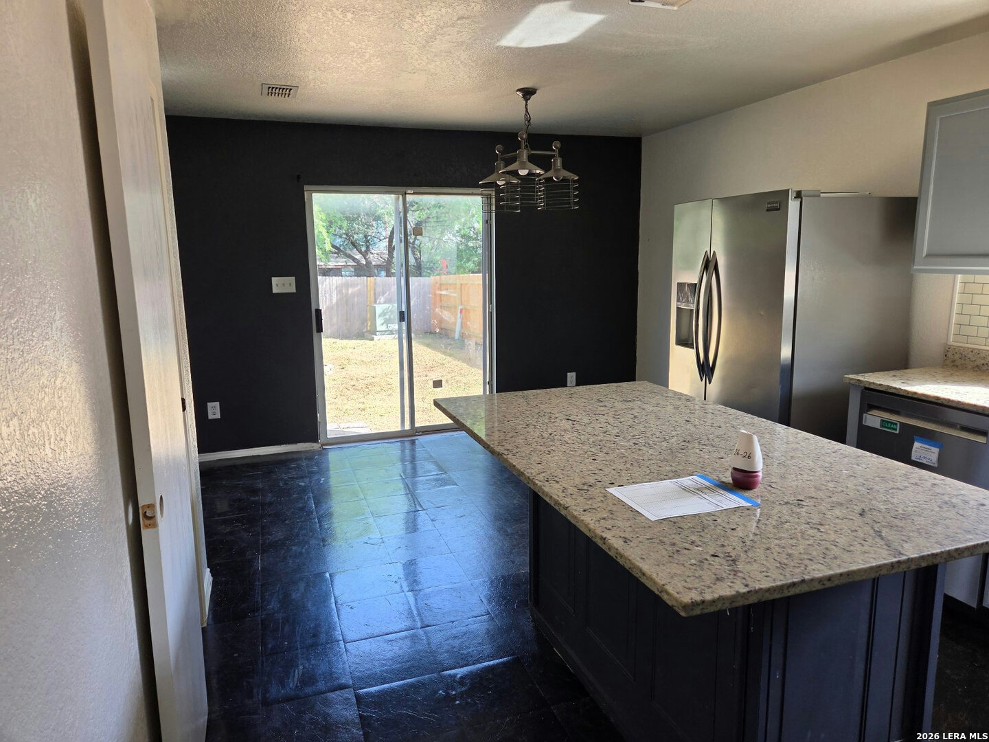 8211 Steep Valley