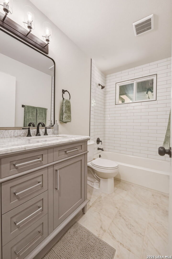 16710 Lilly Crest