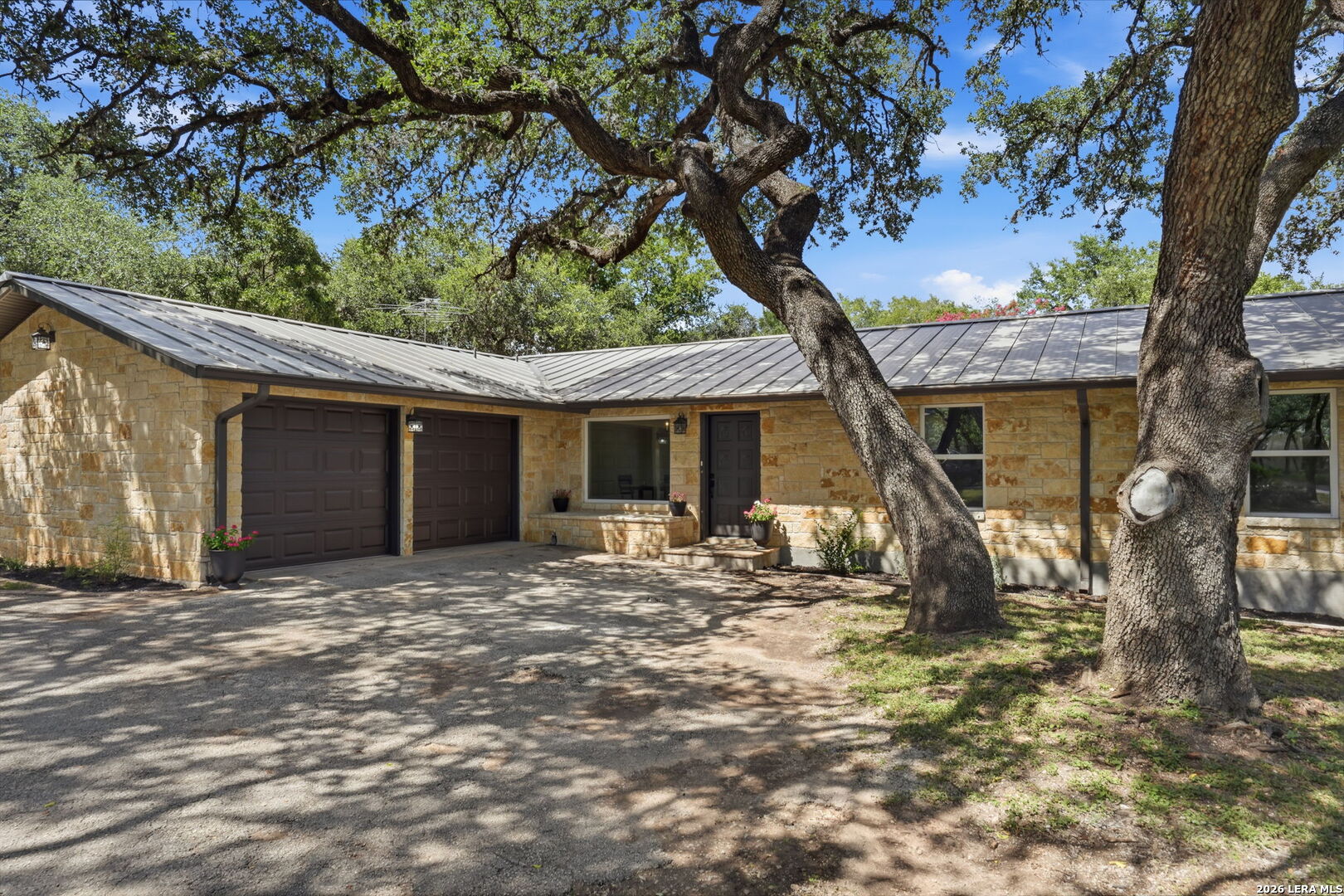 16710 Lilly Crest