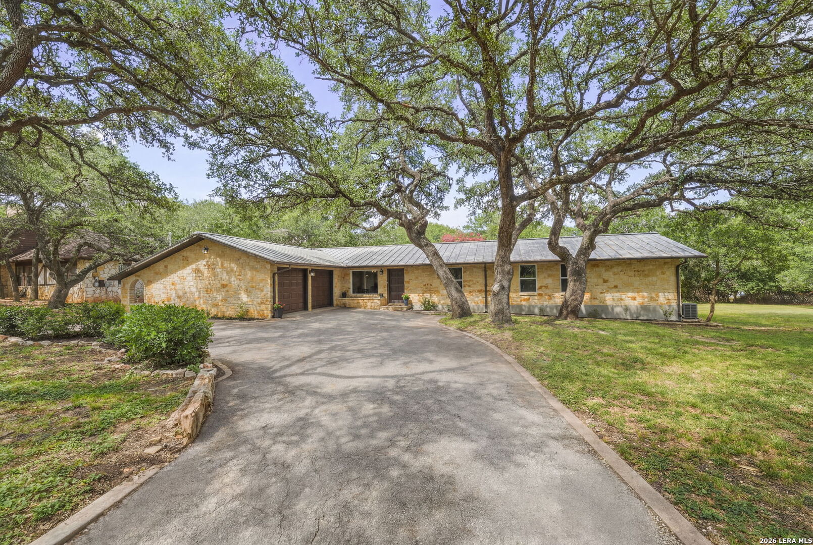 16710 Lilly Crest